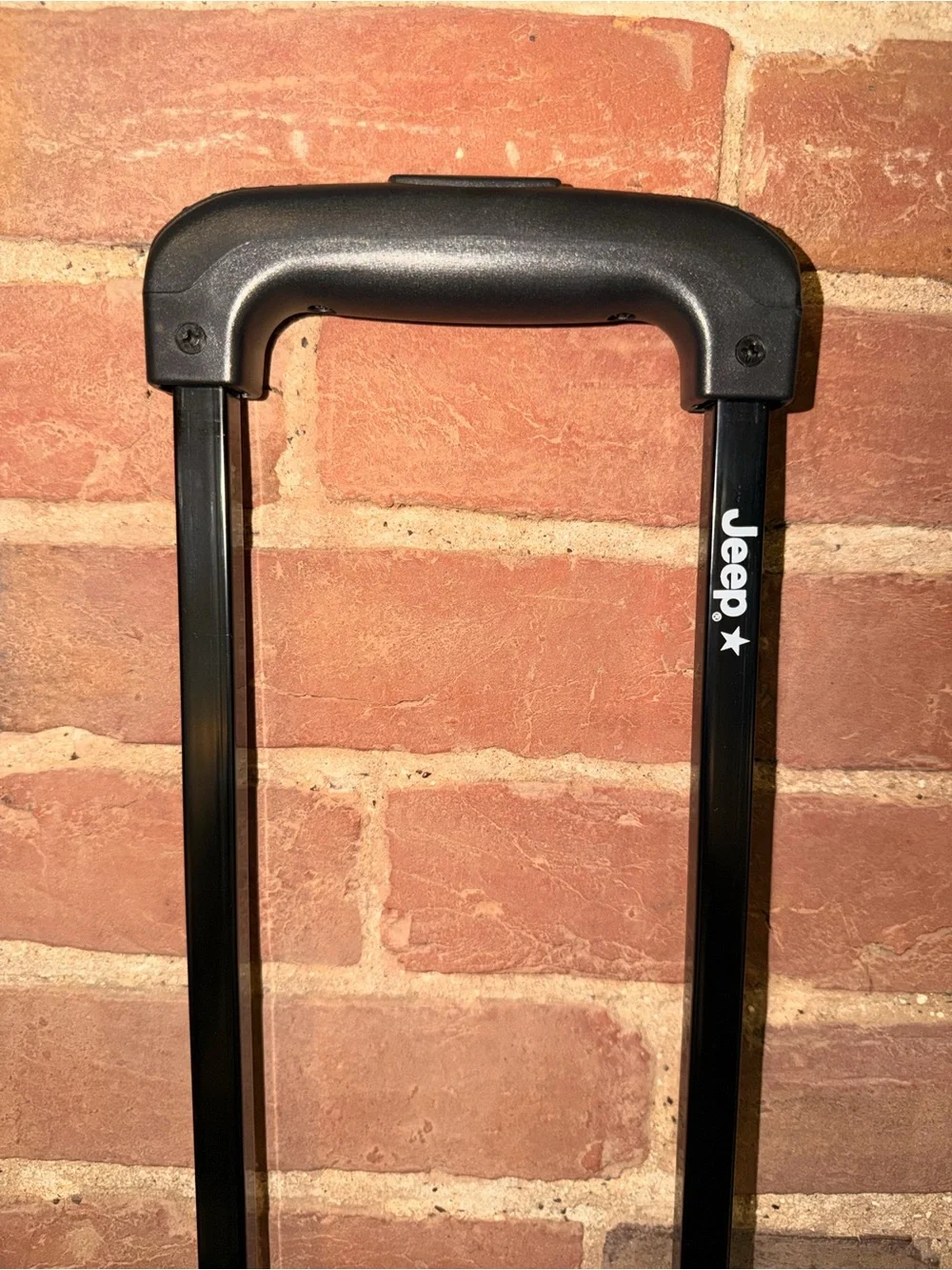 Jeep Black Upright Rolling Suitcase with Telescoping Handle